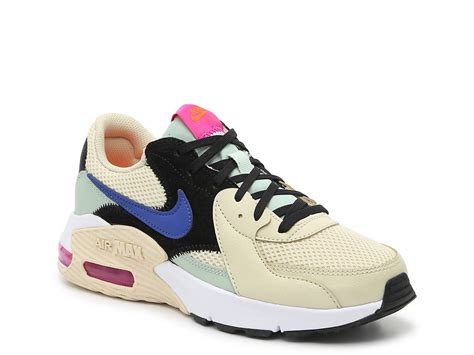 nike max excee women's